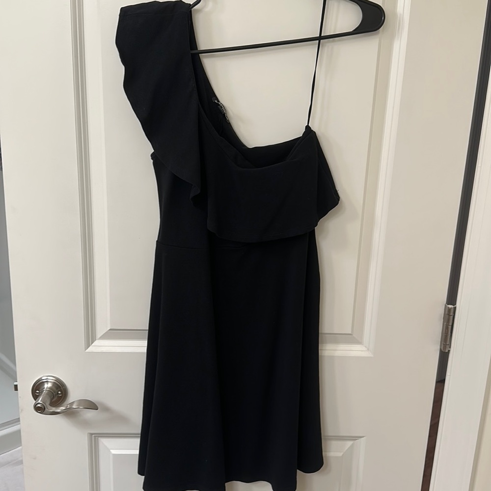 One shoulder dress